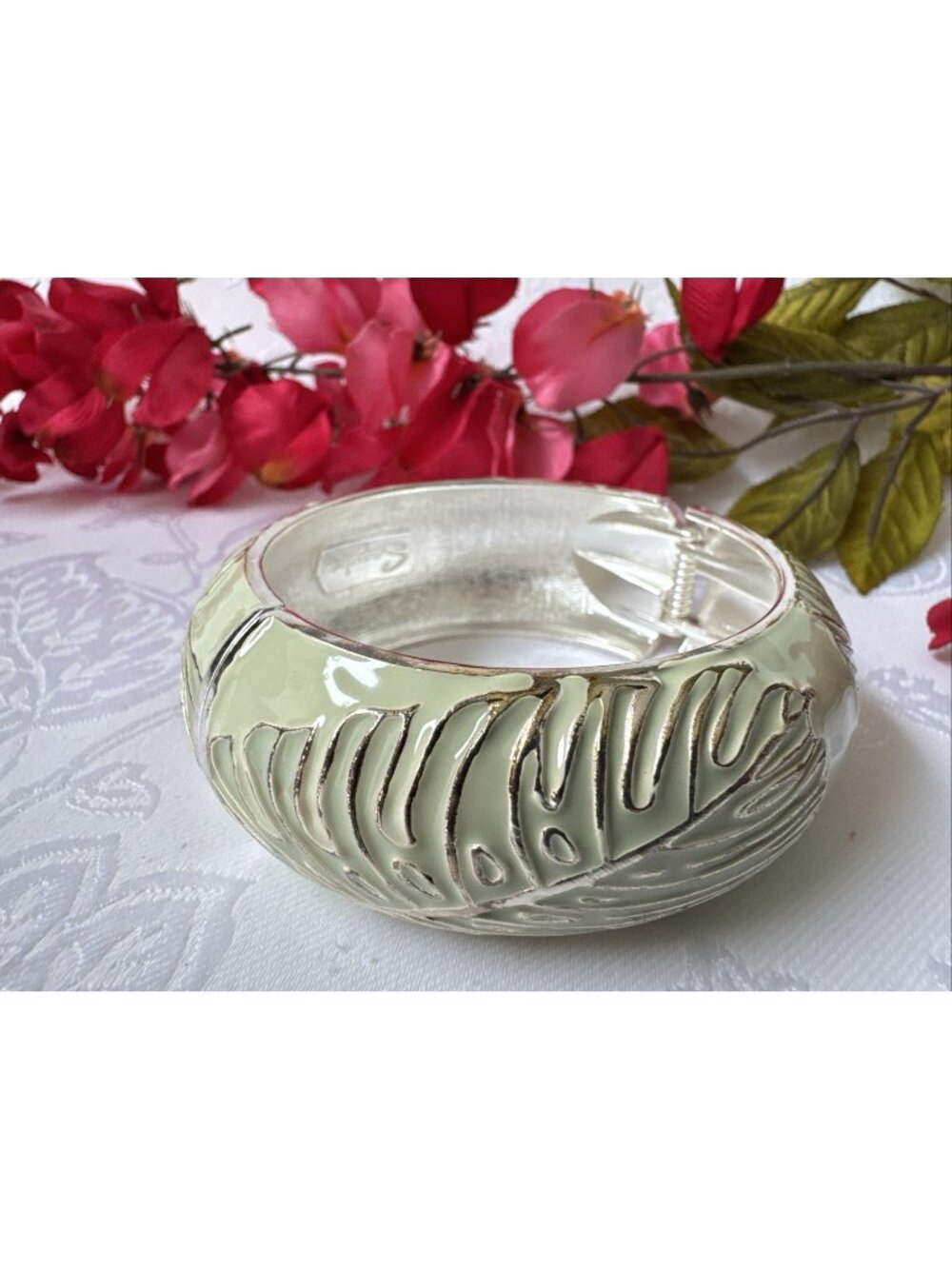 Sequin Cloisonne Bracelet Mint Green SilverTone Leaf Wide Cuff Bangle Hinged NEW
